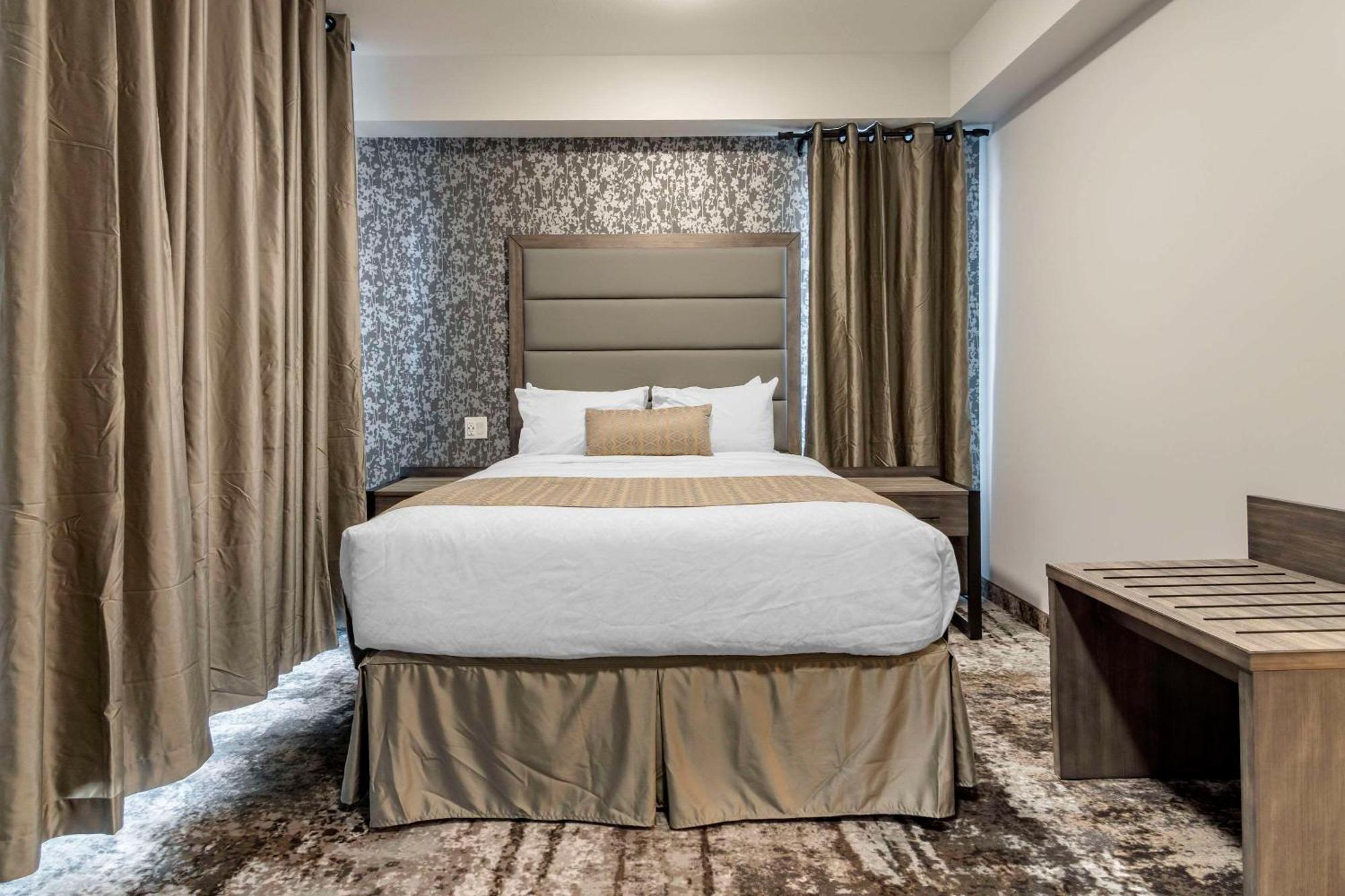 The Hue Hotel, Ascend Hotel Collection Kamloops Exteriér fotografie